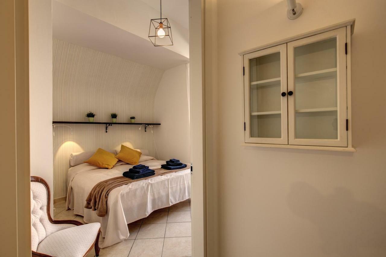 Janara Apartment Napoli Exterior foto